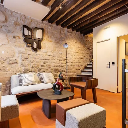 Refinement & Parisian Charm - 4br-8p - Marais Apartment *