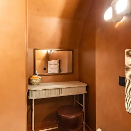 Apartment Refinement & Parisian Charm - 4br-8p - Marais