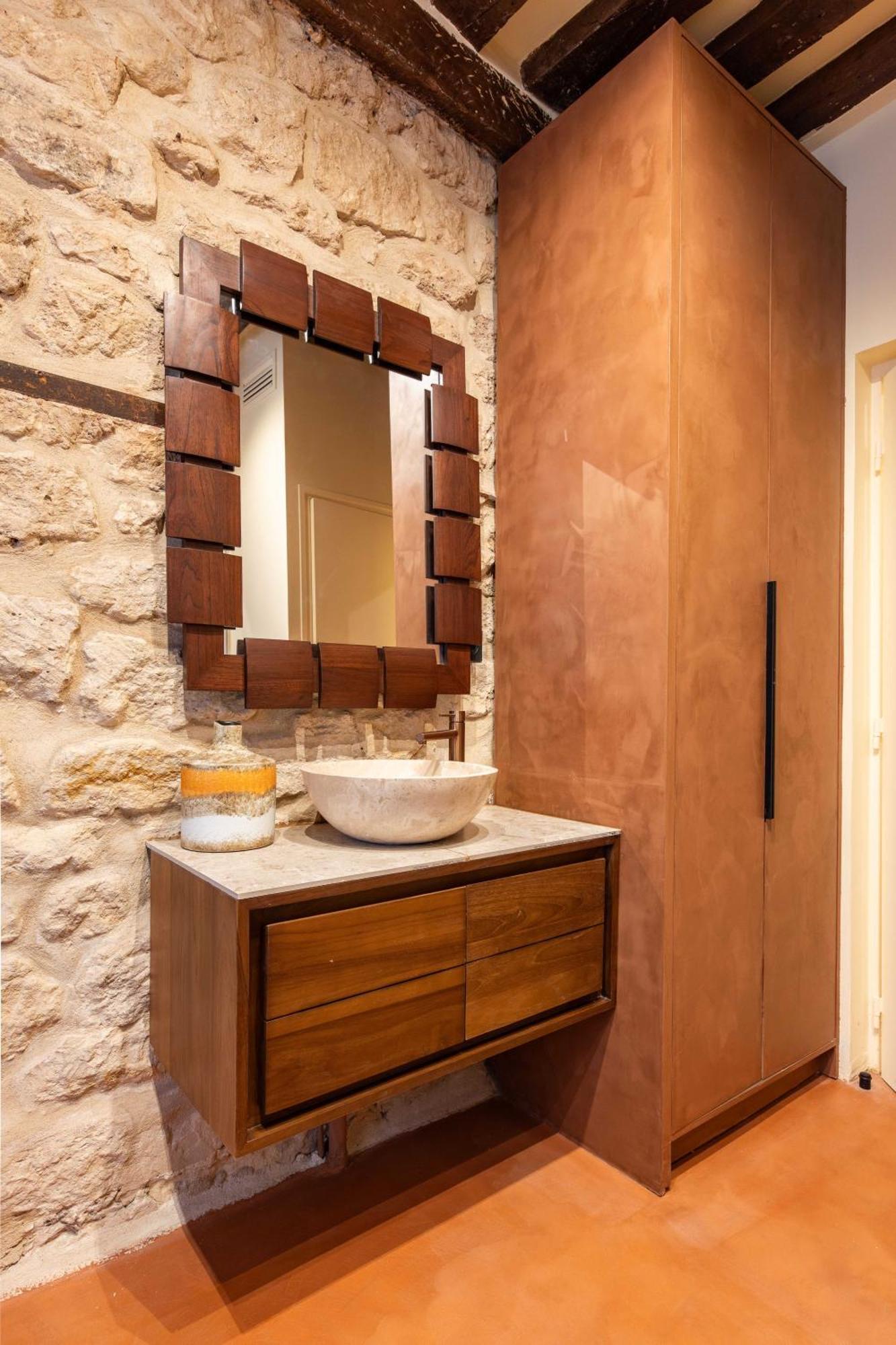 Refinement & Parisian Charm - 4br-8p - Marais *